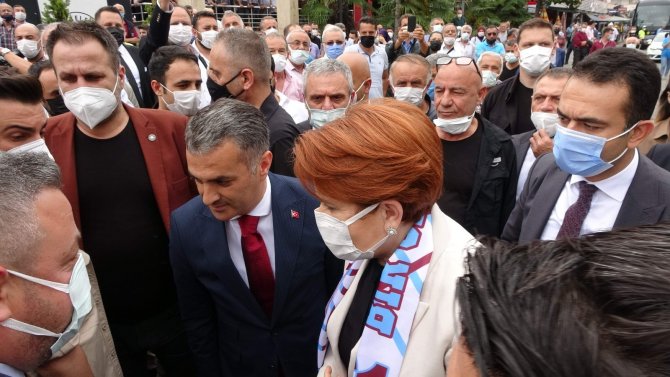 Akşener’den Silahlı Saldırıya Uğrayan Yomra Belediye Başkanı Bıyık’a Ziyaret