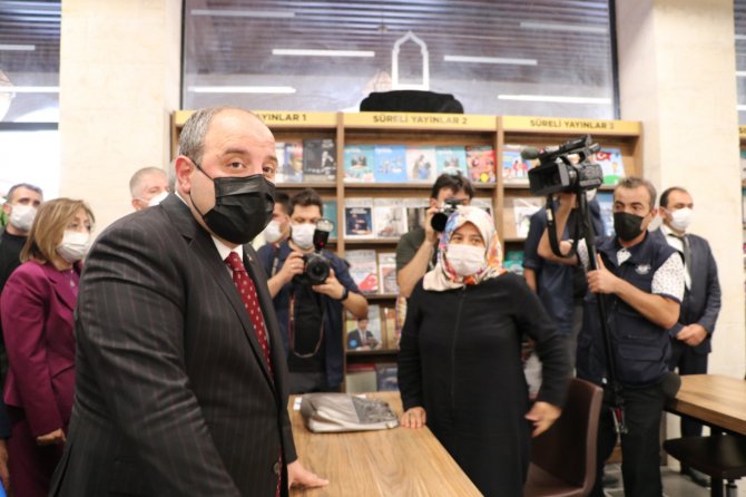 Bakan Varank, Tarihi Mecidiye Han’ın Açılışını Yaptı