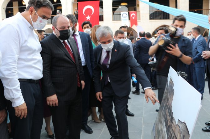 Bakan Varank, Tarihi Mecidiye Han’ın Açılışını Yaptı