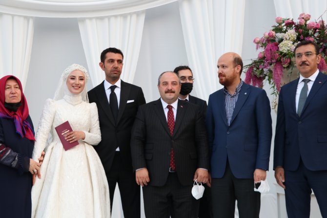 Bakan Varank Ve Bilal Erdoğan, Gaziantep’te Nikah Şahitliği Yaptı