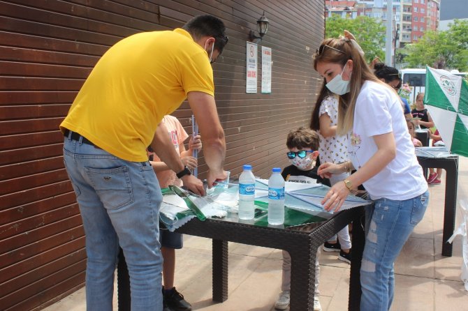 Giresun Belediyesi Çocuklar İçin Uçurtma Şenliği Düzenledi