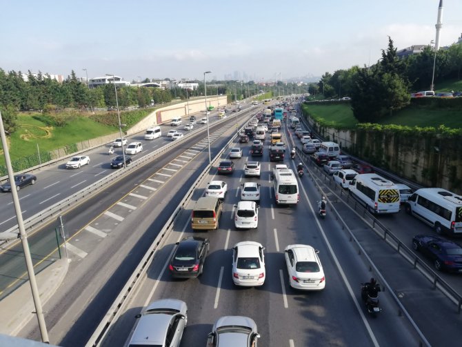 Kısıtlama Sonrası İ̇stanbul’da Trafik Yoğunluğu