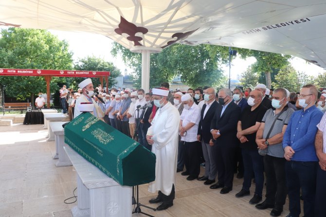 Şeyhülkurrâ Hafız Mikdat Temiztürk Hoca Fatih’te Son Yolculuğuna Uğurlandı