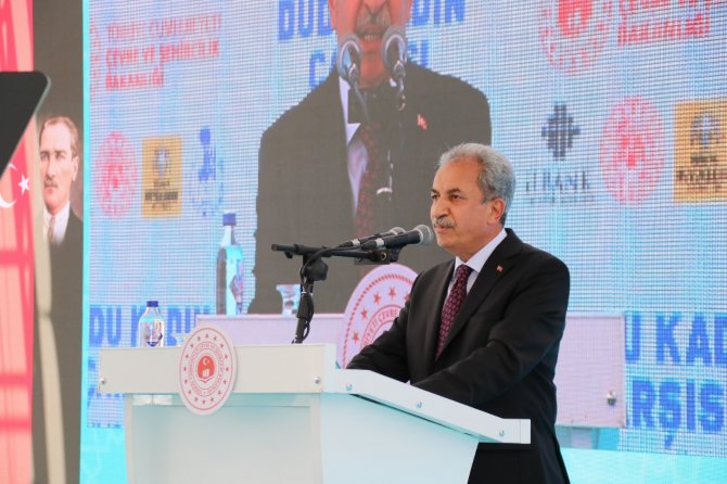 Bakan Kurum: "Amacımız, Akşehir İçin Yeni Cazibe Merkezleri Oluşturmak"