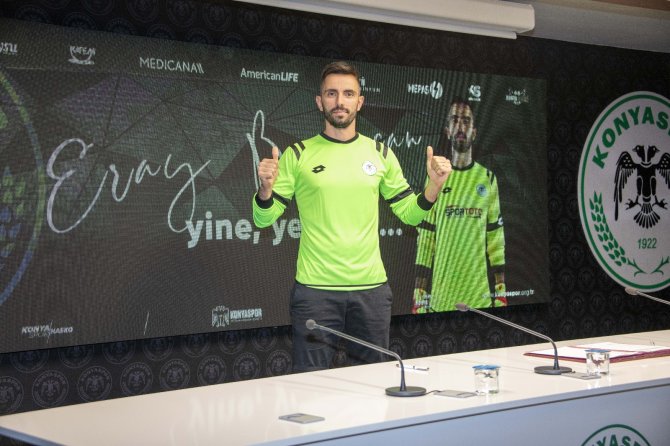 Konyaspor’da 4 İmza Birden