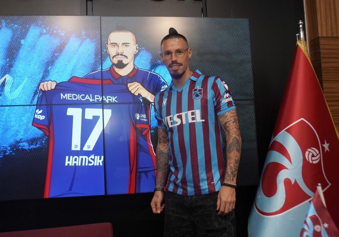 Trabzonspor’da Marek Hamsik İmzayı Attı
