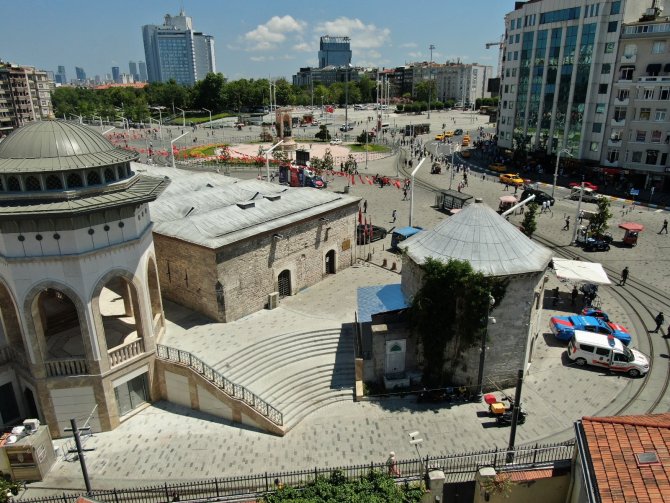 İ̇bb’den Taksim Maksemi’nin Duvarına Jeneratör