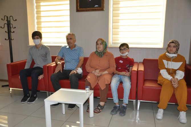 Suriyeli Genç Lgs’de Türkiye Birinciliğini Paylaşan 97 Öğrenciden Biri Oldu