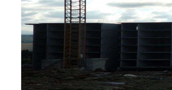 6. Kattan Düşen İnşaat İşçisi Ağır Yaralandı