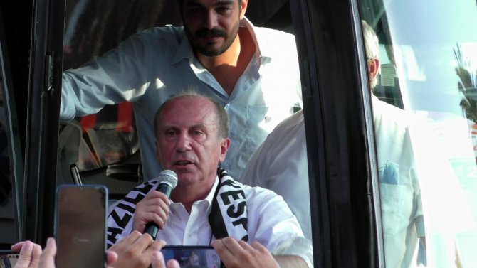 Muharrem İ̇nce Nazilli’de Rozet Taktı