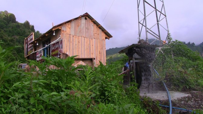 Bal Evi İçin Kendi Ürettiği Elektriği Kullanıyor