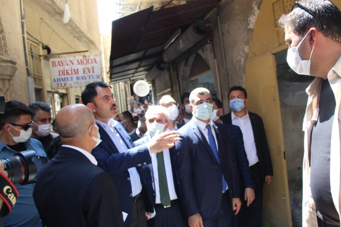 Çevre Şehircilik Bakanı Murat Kurum, Mardin’de Esnafı Ziyaret Etti