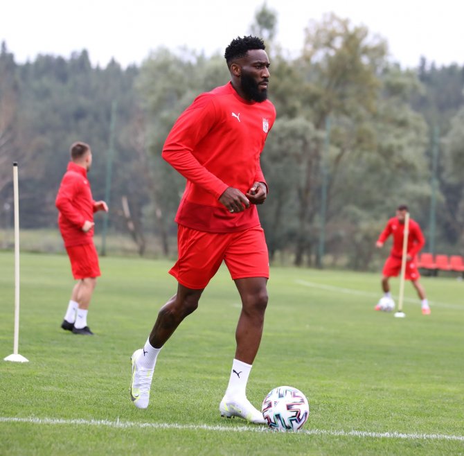 Sivasspor Günü Çift İdmanla Tamamladı
