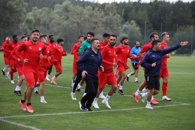 Sivasspor Günü Çift İdmanla Tamamladı