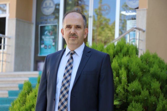 Aksaray’da İ̇mam Hatip Lisesini Tercih Eden Öğrencilere Burs