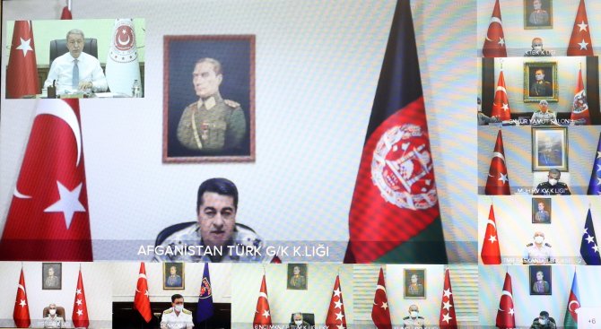 Milli Savunma Bakanı Akar’dan, Video Telekonferans Yöntemiyle Toplantı
