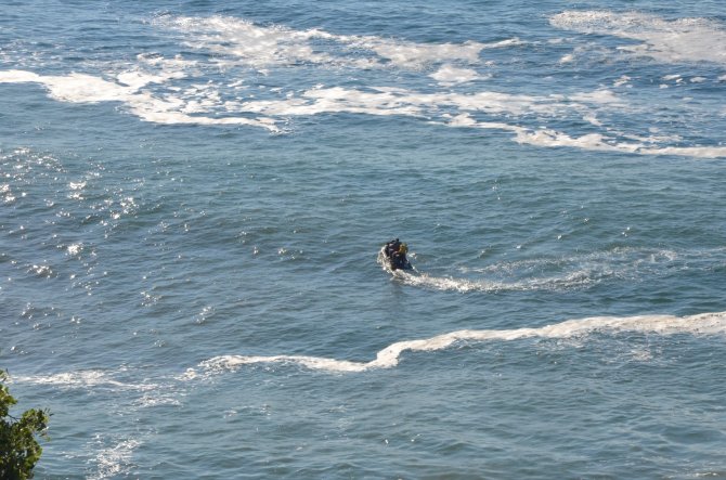 Ordu’da Denizde Akıntıya Kapılan İki Kişiden Biri Kurtarıldı, Diğeri Kayboldu