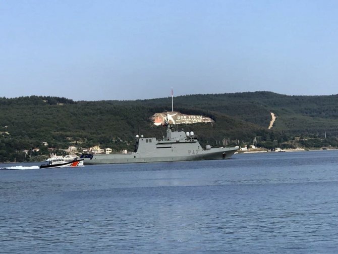 İ̇spanya Savaş Gemisi Çanakkale Boğazı’ndan Geçti