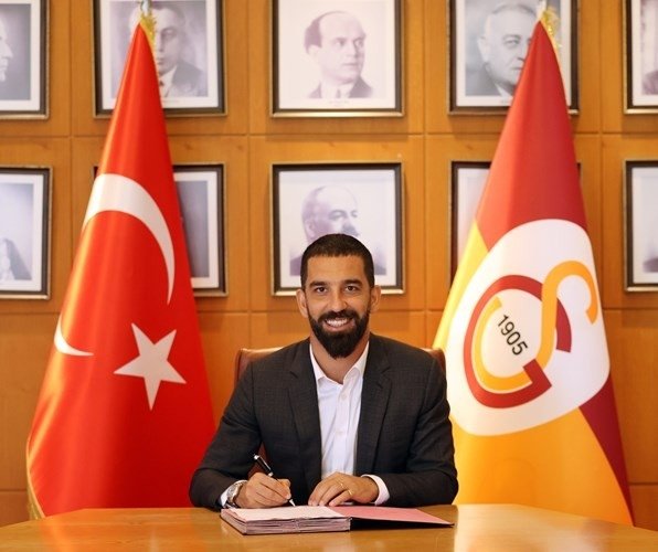 Arda Turan 1 Yıl Daha Galatasaray’da