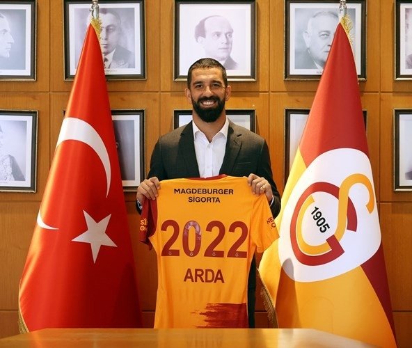 Arda Turan 1 Yıl Daha Galatasaray’da
