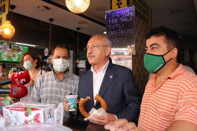 Kılıçdaroğlu, Mersin’de Çarşı Esnafıyla Bir Araya Geldi