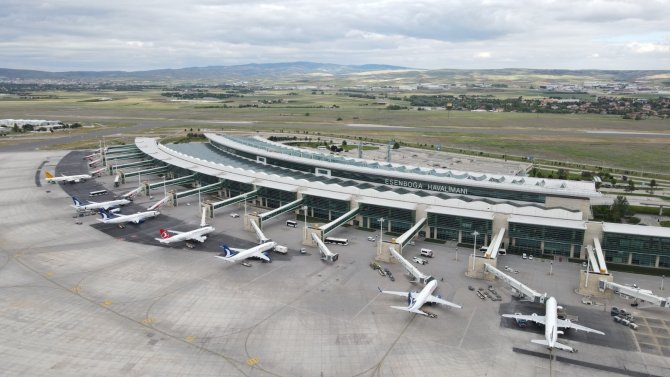 Yılın İlk Altı Ayında 40 Milyon Yolcu Hava Yolu İle Seyahat Etti