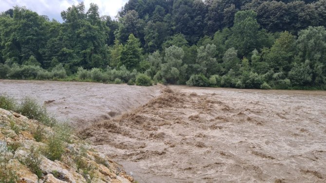 Kdz. Ereğli’de Sel Dükkanları Vurdu