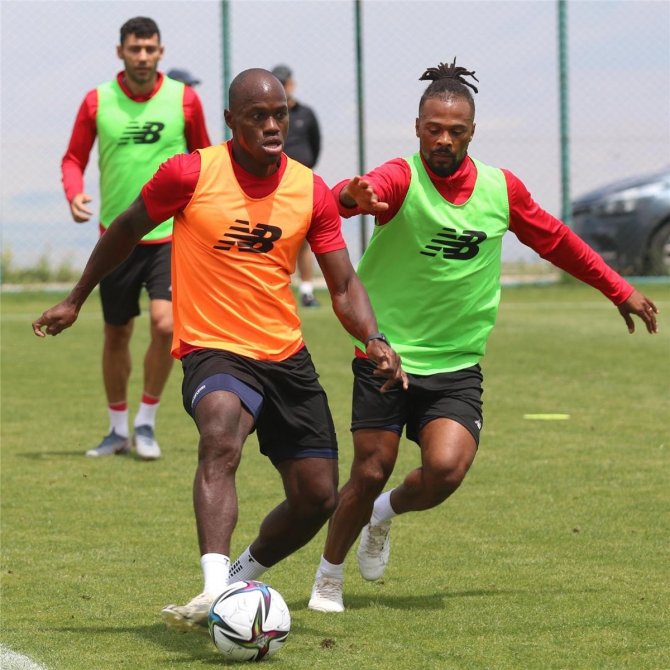 Antalyaspor, Yeni Sezon Hazırlıklarını Erzurum’da Sürdürüyor