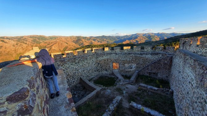 660 Yıllık Kalenin Surlarından Enfes Günbatımı Manzaraları