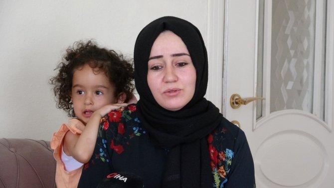 Doğuştan Kulağı Olmayan Minik Zelal’in Annesi Yardım Bekliyor