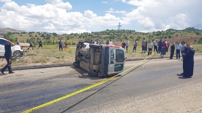 Giresun’da Trafik Kazası: 1 Ölü, 2 Yaralı