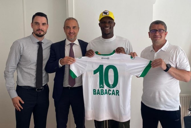 Alanyaspor’da Babacar Kalp Spazmı Geçirdi