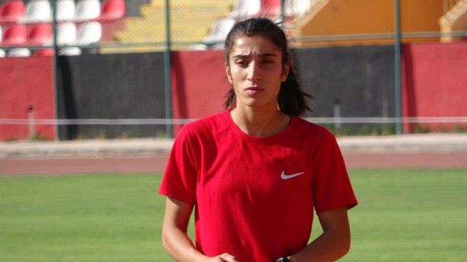 Türkiye Rekortmeni Milli Sporcu Nevin İ̇nce Avrupa Şampiyonası’na Hazır