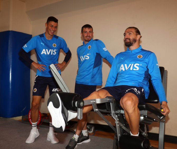 Fenerbahçe’de Hazırlıklar Sürüyor