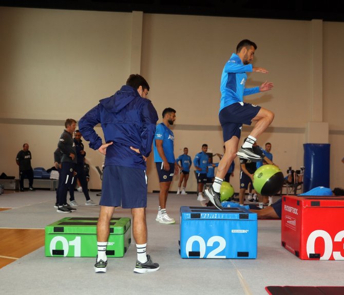 Fenerbahçe’de Hazırlıklar Sürüyor