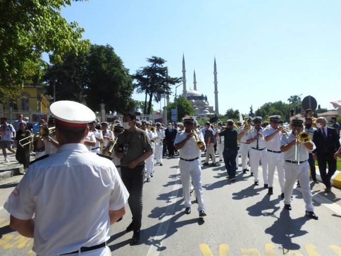 Kırkpınar Ağası Seyfettin Selim Kent Girişinde Davul Zurnayla Karşılandı