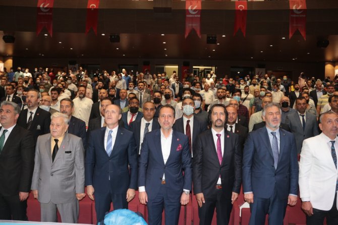 Yeniden Refah Partisi Genel Başkanı Fatih Erbakan Balıkesir’de