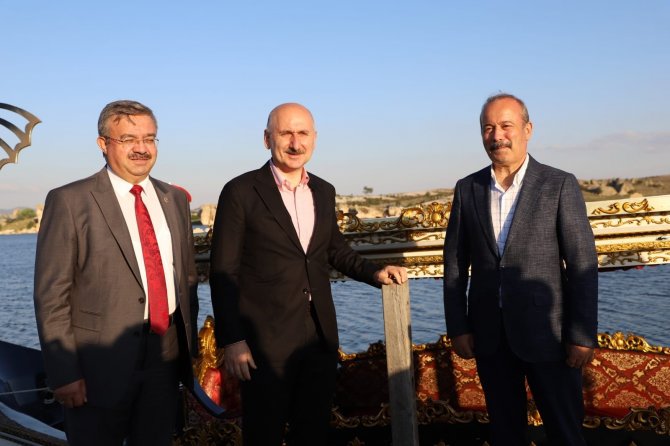 Bakan Karaismailoğlu, Kırkgöz Köprüsü’nde İncelemede Bulundu