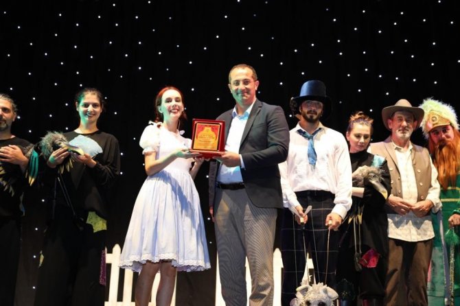 Akçaabat Belediyesi 2. Açık Hava Tiyatro Günleri Sona Erdi