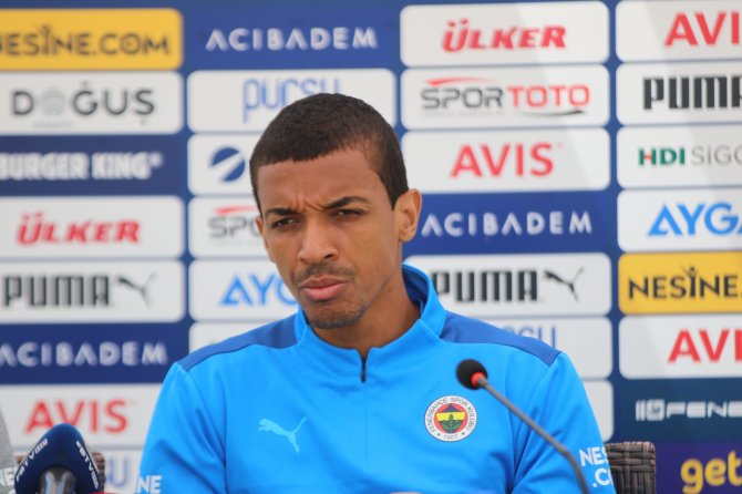 Luiz Gustavo: “Şampiyon Olmak Zorundayız”