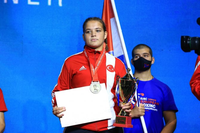 Aydınlı Fatma, Avrupa Üçüncüsü Oldu