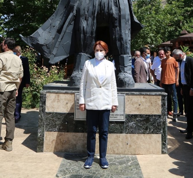 “Kılıçdaroğlu’nun Adaylığı Konusu Elbette Hakkıdır, Elbette Saygı Duyulması Gereken Bir Durum”
