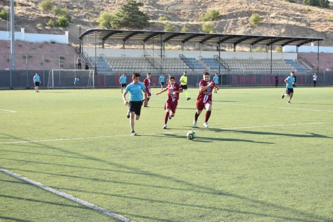 Elazığ’da ’Konteyner Cup’ Turnuvası Başladı