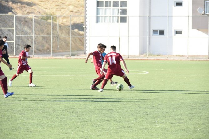 Elazığ’da ’Konteyner Cup’ Turnuvası Başladı