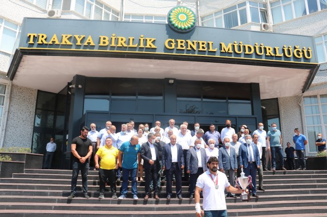 Kırkpınar İkincisi Koç, Davul Zurna İle Karşılandı