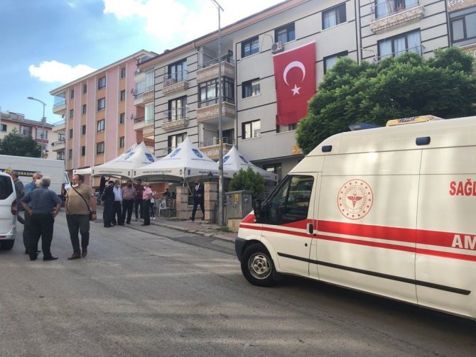 Acı Haber Şehit Emniyet Müdür Yardımcısı Cevher’in Ailesine Ulaştı