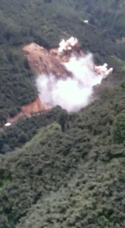 Taş Ocağında Korkutan Patlama