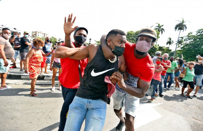Küba’da Protestolarda İlk Can Kaybı