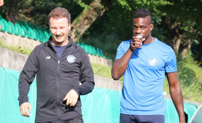Mario Balotelli: “Türkiye’den İlk Defa Bir Teklife Bakmayı Kabul Ettim”