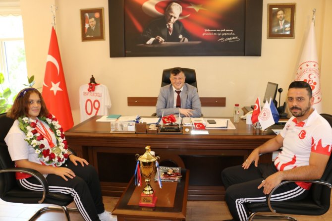 Demir Yumruk Fatma, Aydın’da Coşkuyla Karşılandı